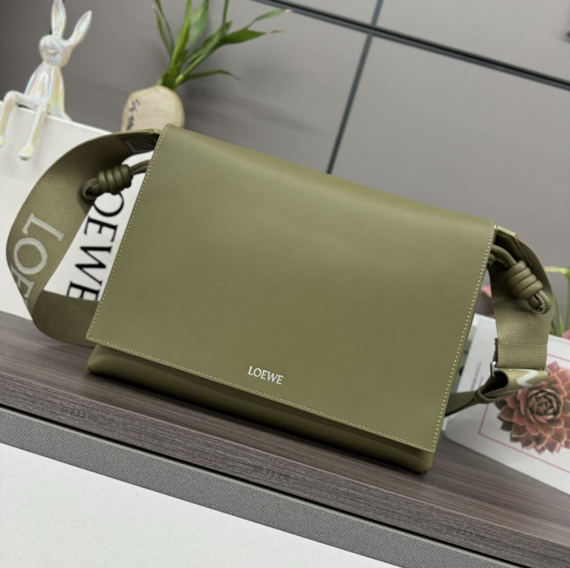 l*ew* satchel bags